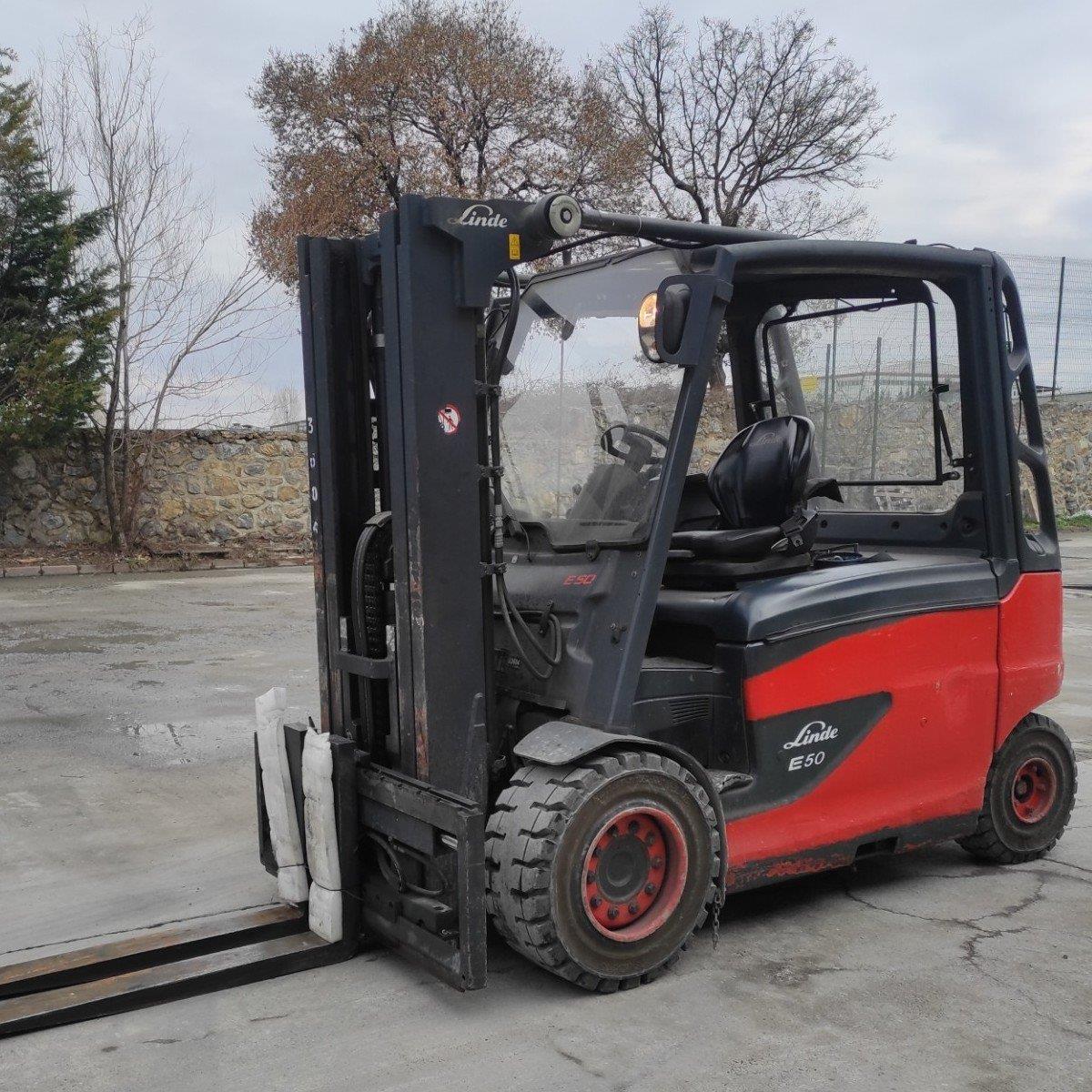 LINDE E50L-388 Elektrikli Forklift (F1.3604)