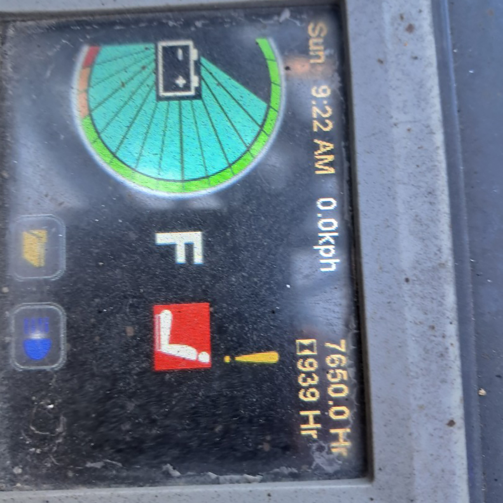 COMBILIFT AM20SE  Dar Koridor Forklifti (F1.6493)