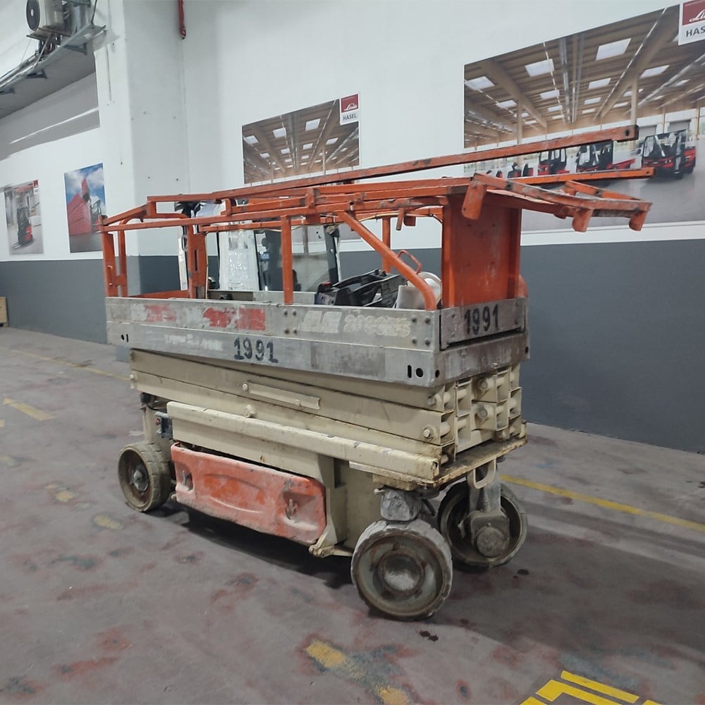 JLG 2030ES  Makaslı Platform Manlift (J1.1991)