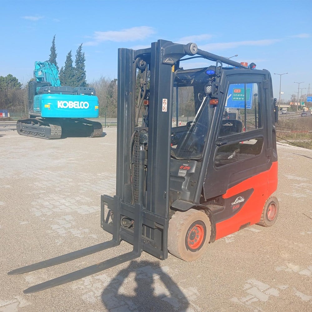 LINDE E25-387 Elektrikli Forklift (F1.5835)