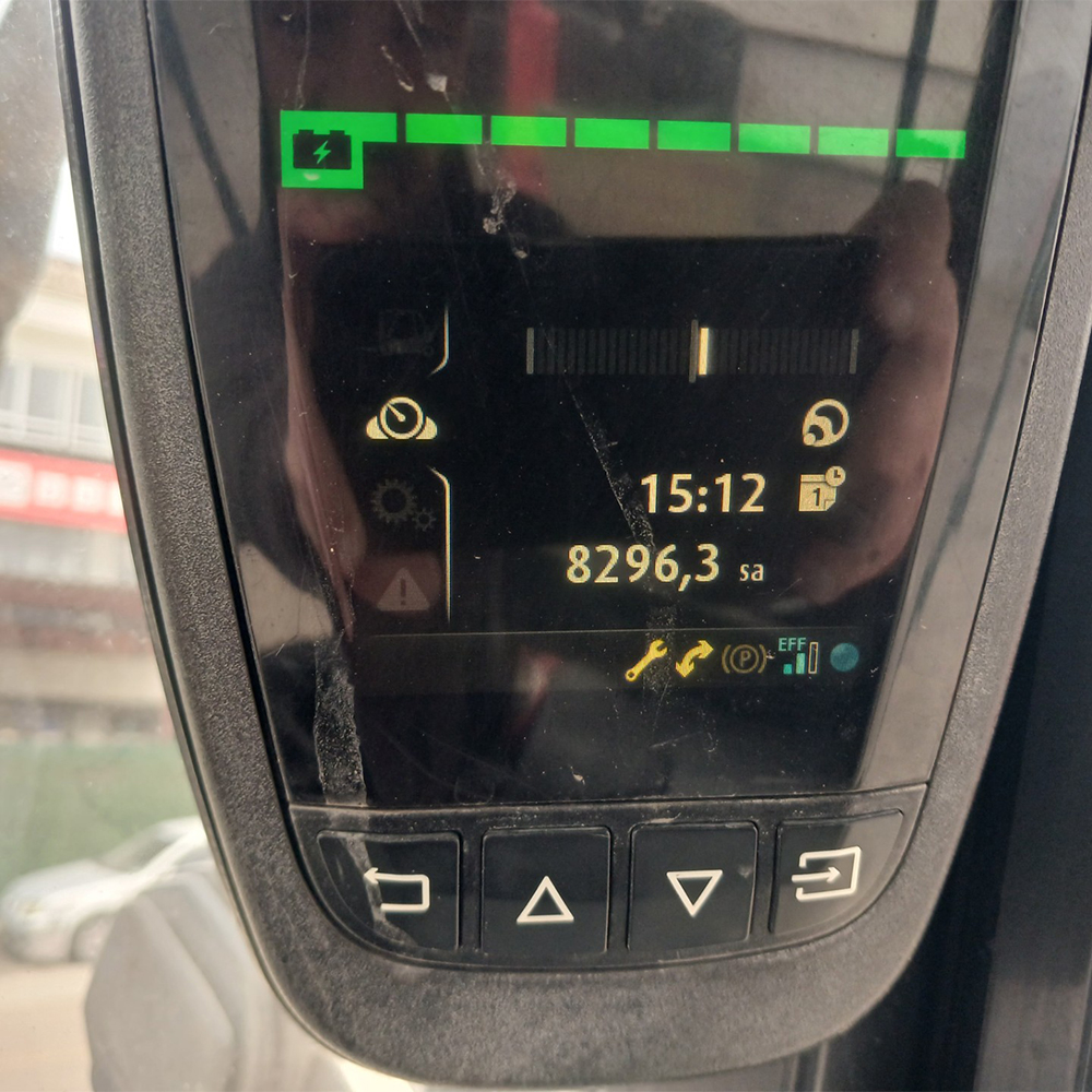 LINDE E30-387 Elektrikli Forklift (F1.6044)