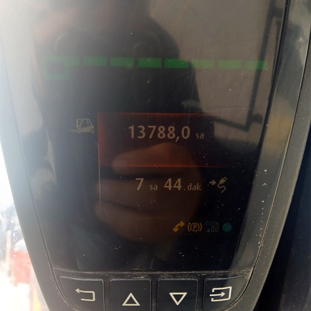 LINDE E30-387 Elektrikli Forklift (F1.6386)
