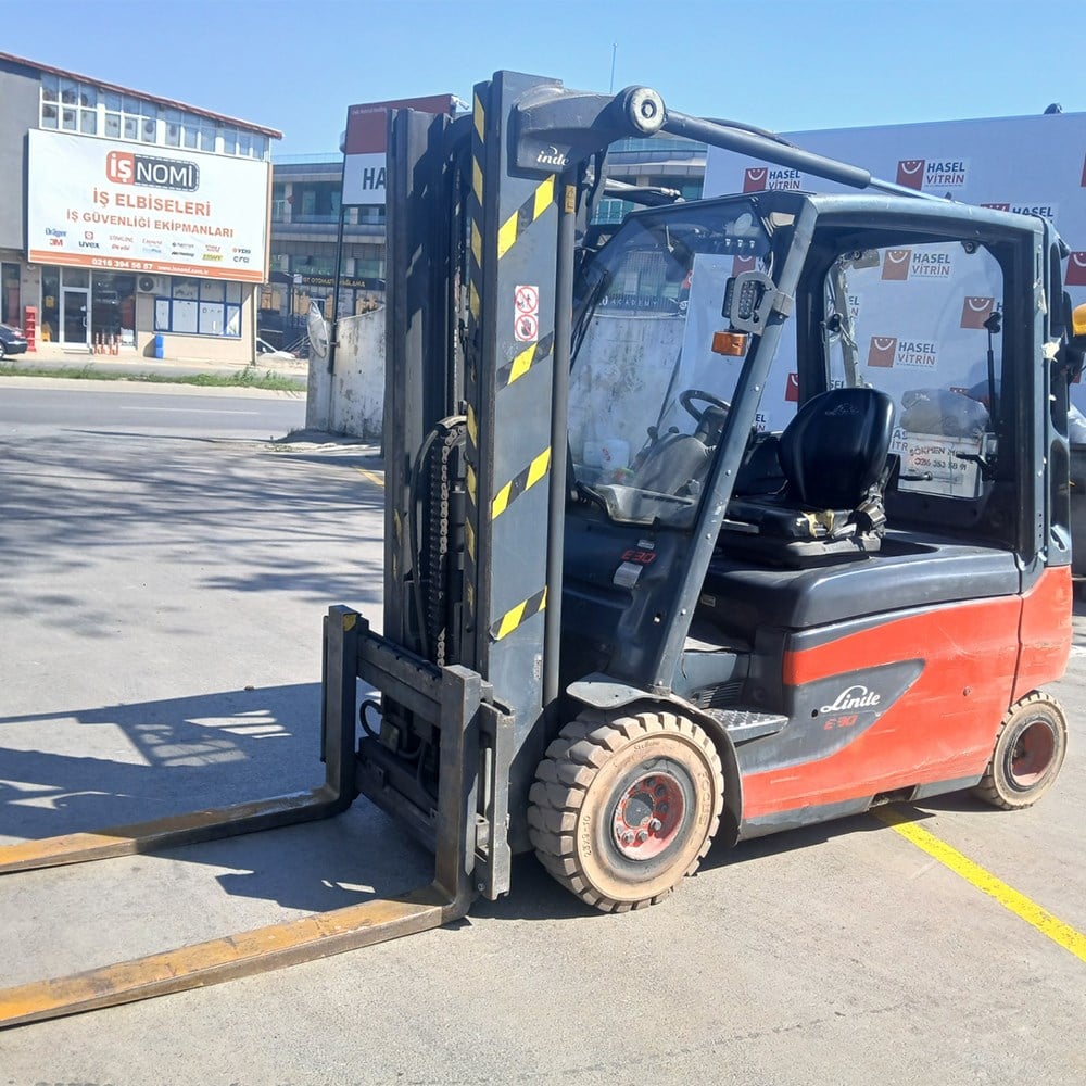 LINDE E30L-387 Elektrikli Forklift (F1.6009)