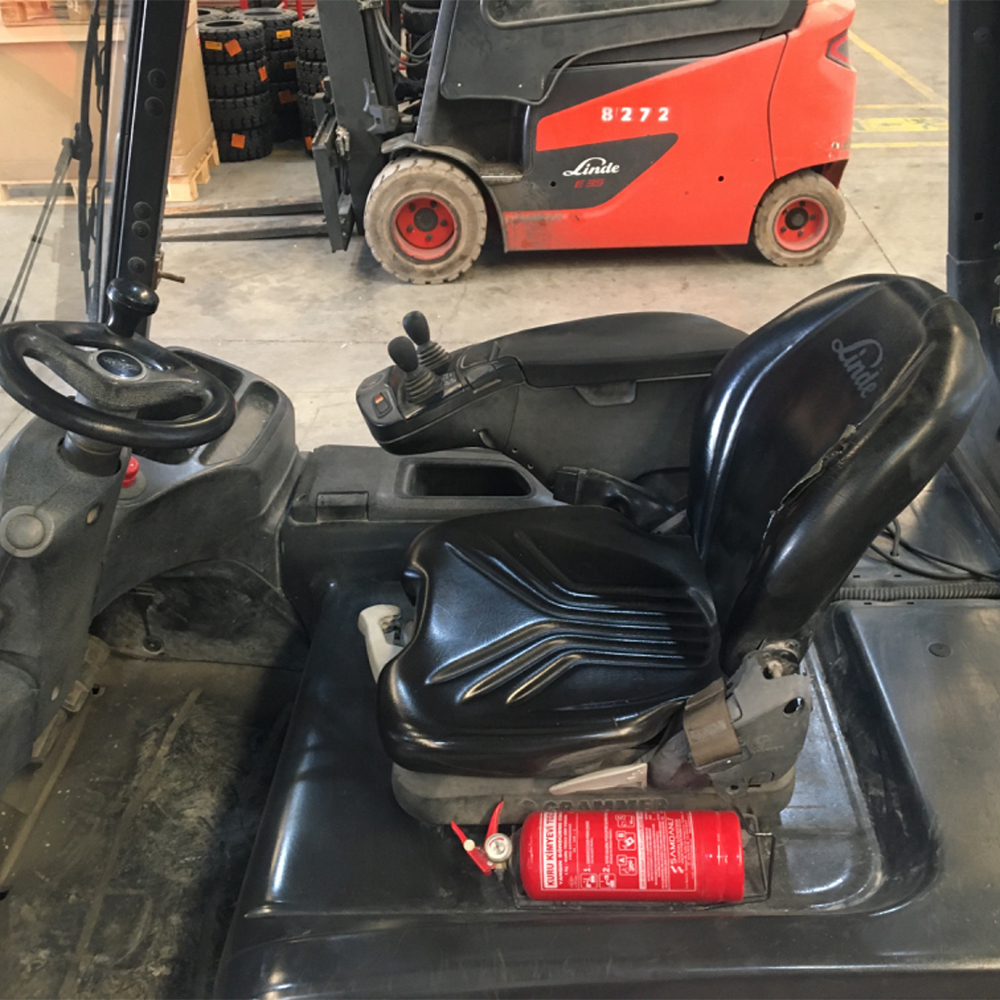 LINDE E30L-387 Elektrikli Forklift (F1.5972)