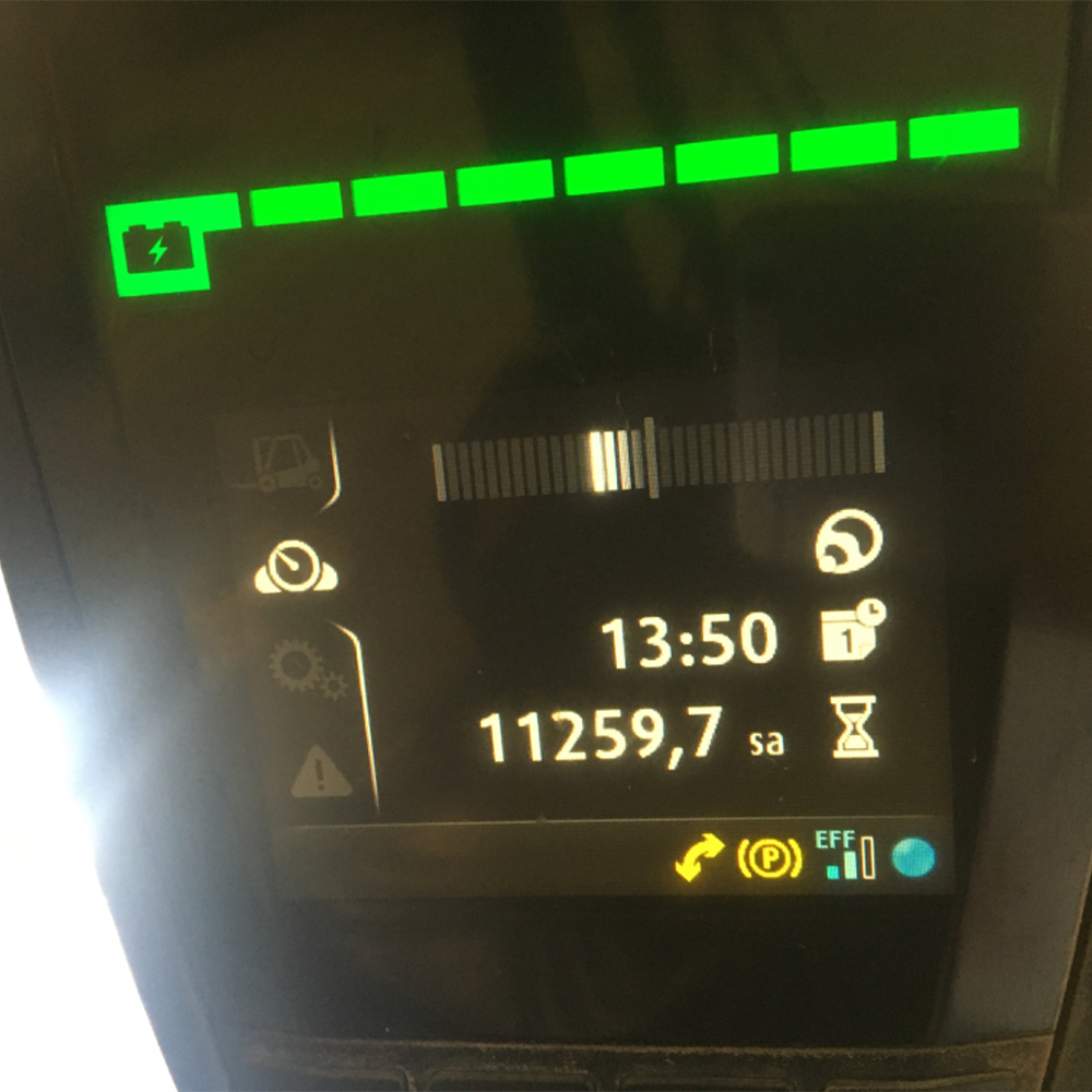 LINDE E30L-387 Elektrikli Forklift (F1.5972)