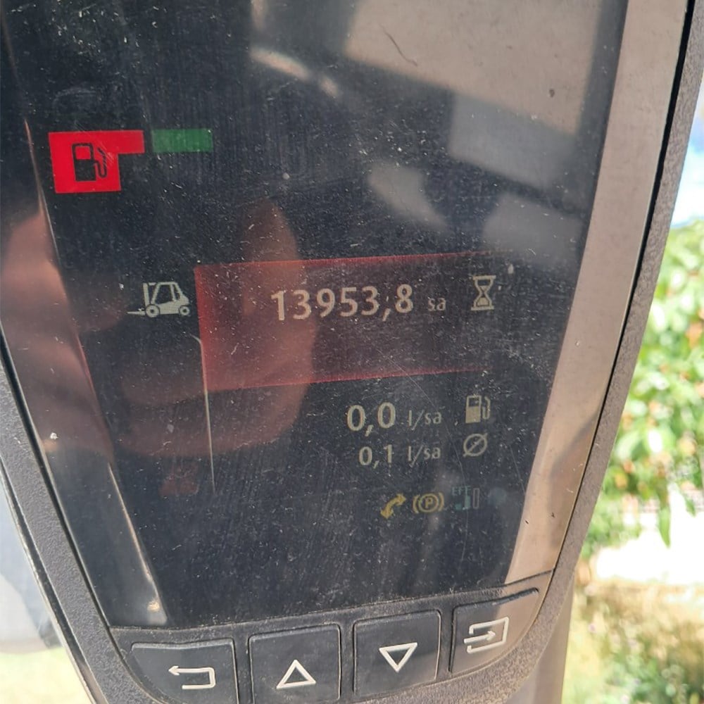 LINDE H20/600D-392 Dizel Forklift (F1.6630)