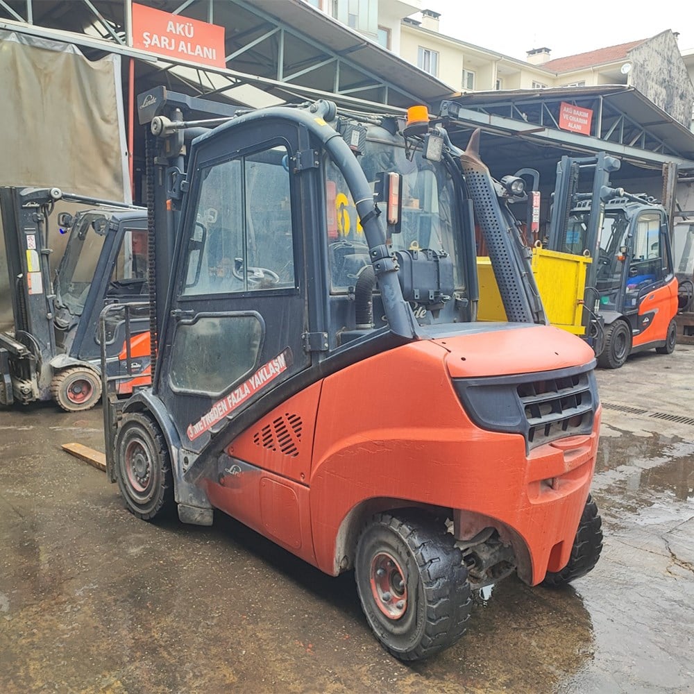 LINDE H30D-393 Dizel Forklift (F1.6302)