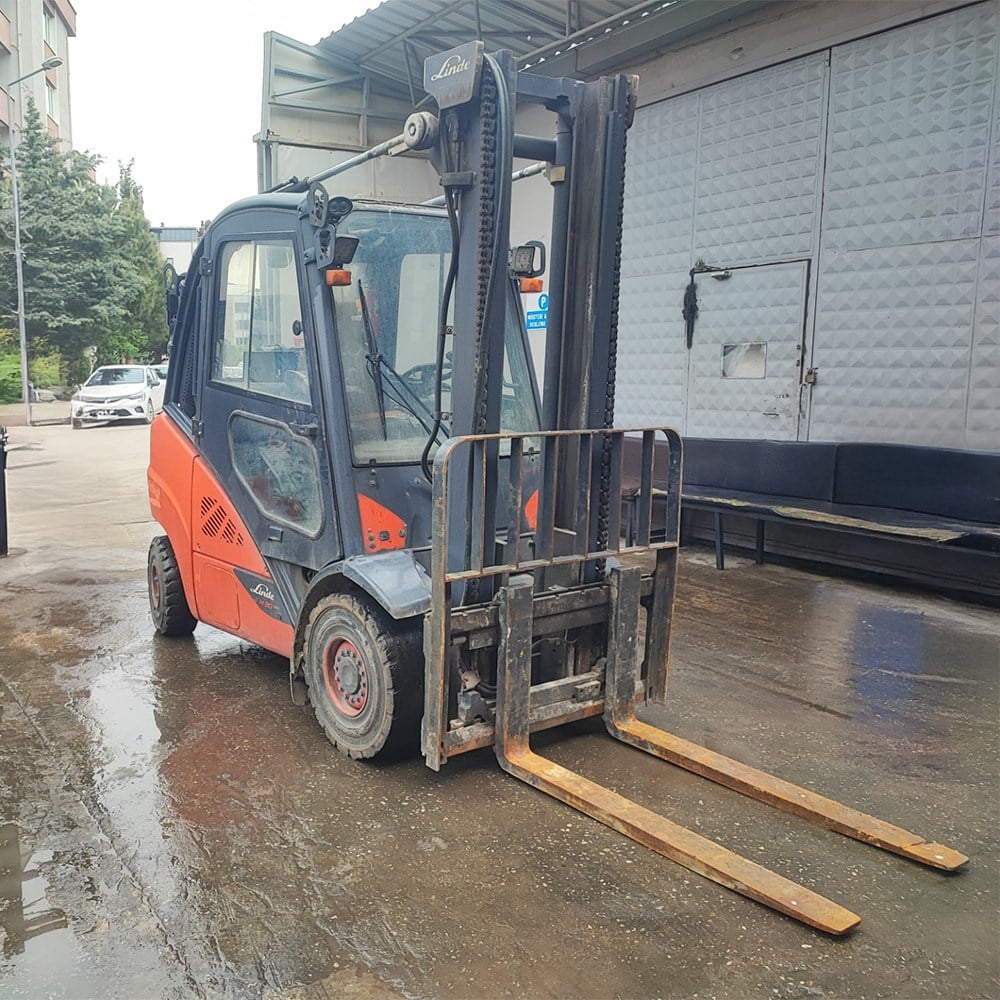LINDE H30D-393 Dizel Forklift (F1.6302)