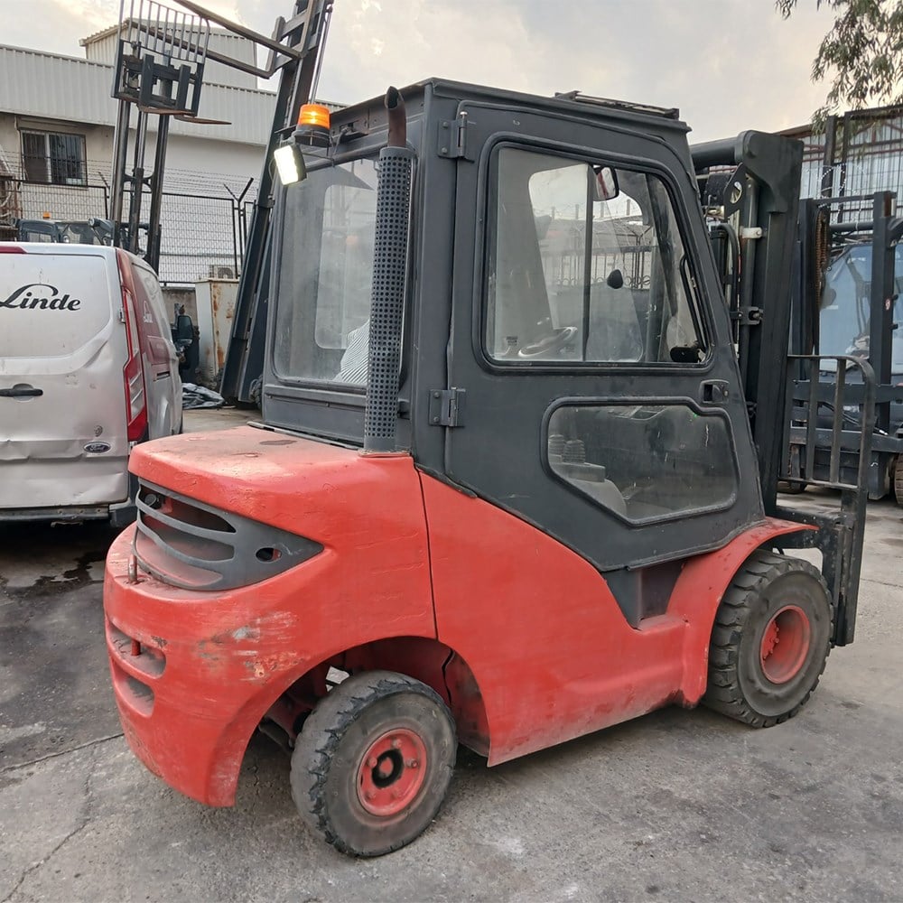 LINDE HT30D-1219 Dizel Forklift (F1.6956)