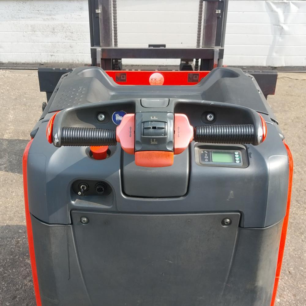 LINDE L16AC-1170  Elektrikli İstifleyici (F1.4441)
