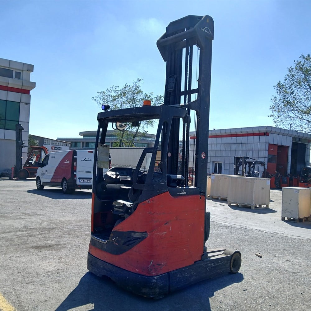 LINDE R16-1120  Reach Truck (F1.4163)