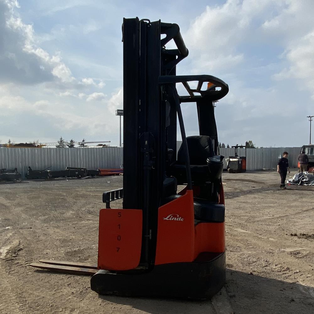 LINDE R16X-116-03  Reach Truck (F9.5107)