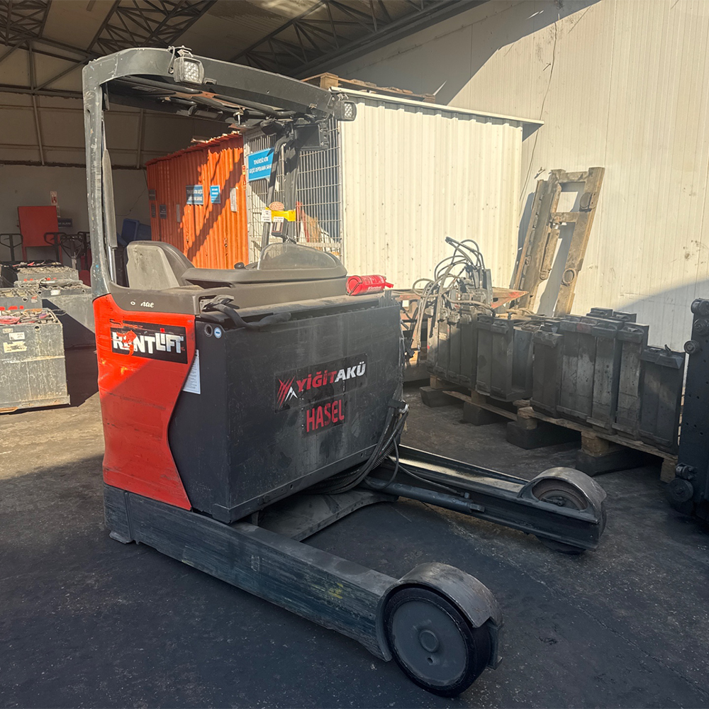 LINDE R20HD-1120  Reach Truck (F1.6176)