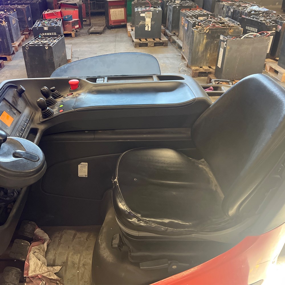 LINDE R20HD-1120  Reach Truck (F1.6194)