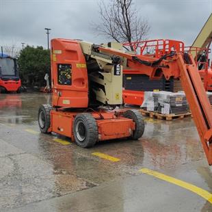 JLG E300AJP  Eklemli Platform Manlift (J1.3087)