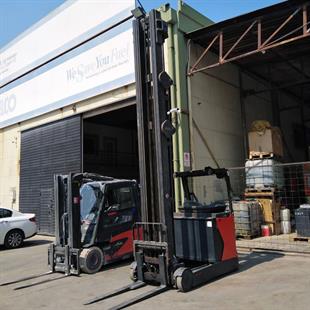 LINDE R20HD-1120  Reach Truck (F1.4548)