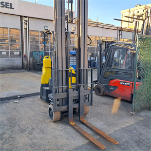 COMBILIFT AM20SE  Dar Koridor Forklifti (F1.6493)