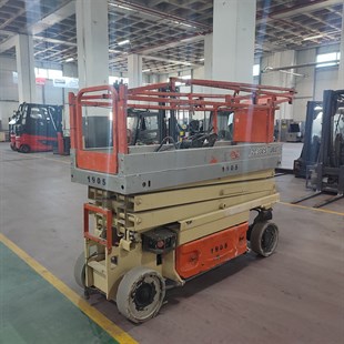 JLG 2030ES  Makaslı Platform Manlift (J1.1905)