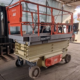 JLG 2646ES  Makaslı Platform Manlift (J1.3443)
