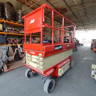JLG 3246ES  Makaslı Platform Manlift (J1.4960)