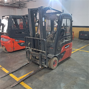 LINDE E16-386 Elektrikli Forklift (F1.6833)