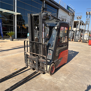LINDE E16-386 Elektrikli Forklift (F1.6824)