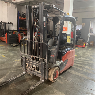 LINDE E16-386 Elektrikli Forklift (F1.6823)