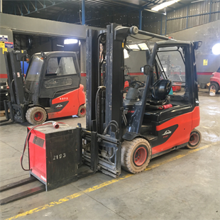 LINDE E30L-387 Elektrikli Forklift (F1.5972)