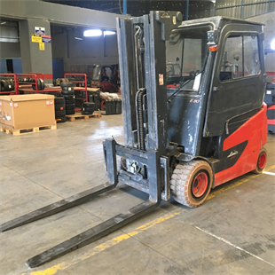 LINDE E30SH-1276 Elektrikli Forklift (F1.5750)