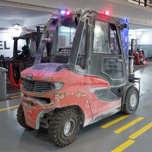 LINDE H30D-1202 Dizel Forklift (F1.8018)