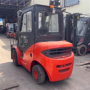 LINDE HT30D-1219 Dizel Forklift (F1.6956)