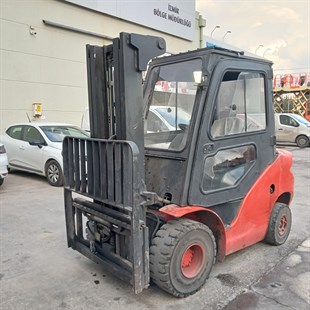 LINDE HT30D-1219 Dizel Forklift (F1.6956)