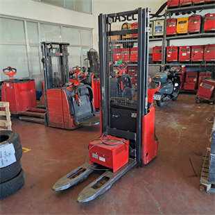LINDE L12-1172  Elektrikli İstifleyici (F1.6918) [OPS]