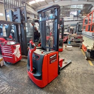 LINDE L16-1173  Elektrikli İstifleyici (F1.7940)