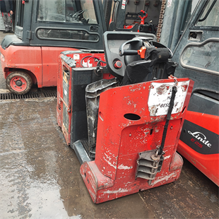 LINDE P30C-1190  Çekici (F1.3660)