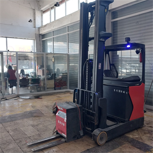 LINDE R16B-1120  Reach Truck (F1.4918)