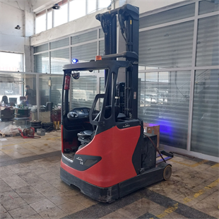 LINDE R16B-1120  Reach Truck (F1.4918)