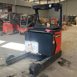 LINDE R20HD-1120  Reach Truck (F1.6194)