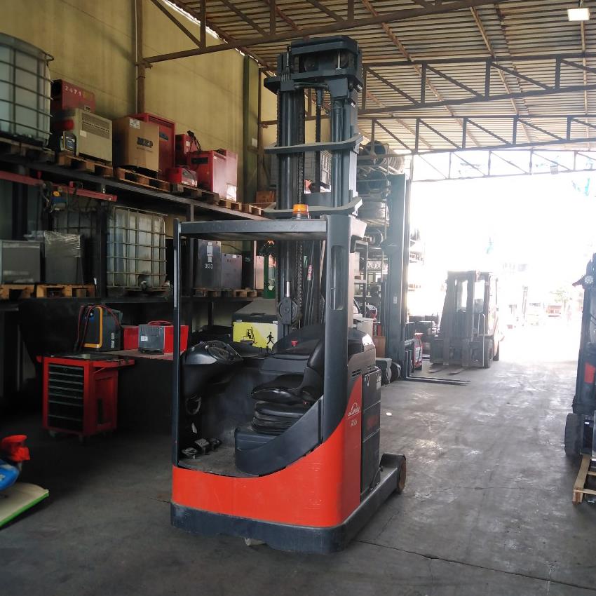 2012 Model LINDE R16S-115  Reach Truck (F1.D-0179) 