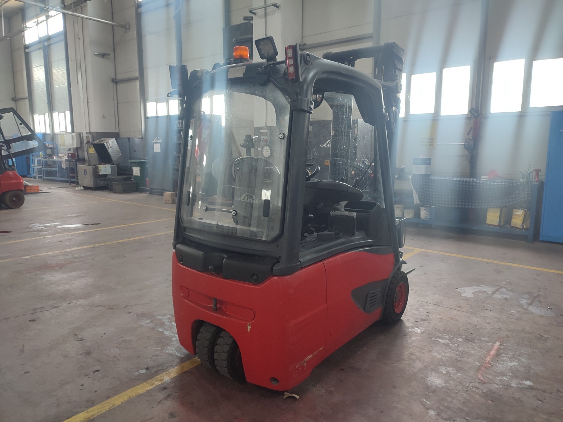 LINDE E16-386-02 Elektrikli Forklift (F1.7305)
