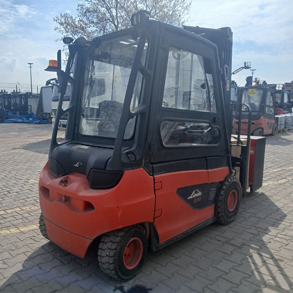 LINDE E30-387 Elektrikli Forklift (F1.6386)