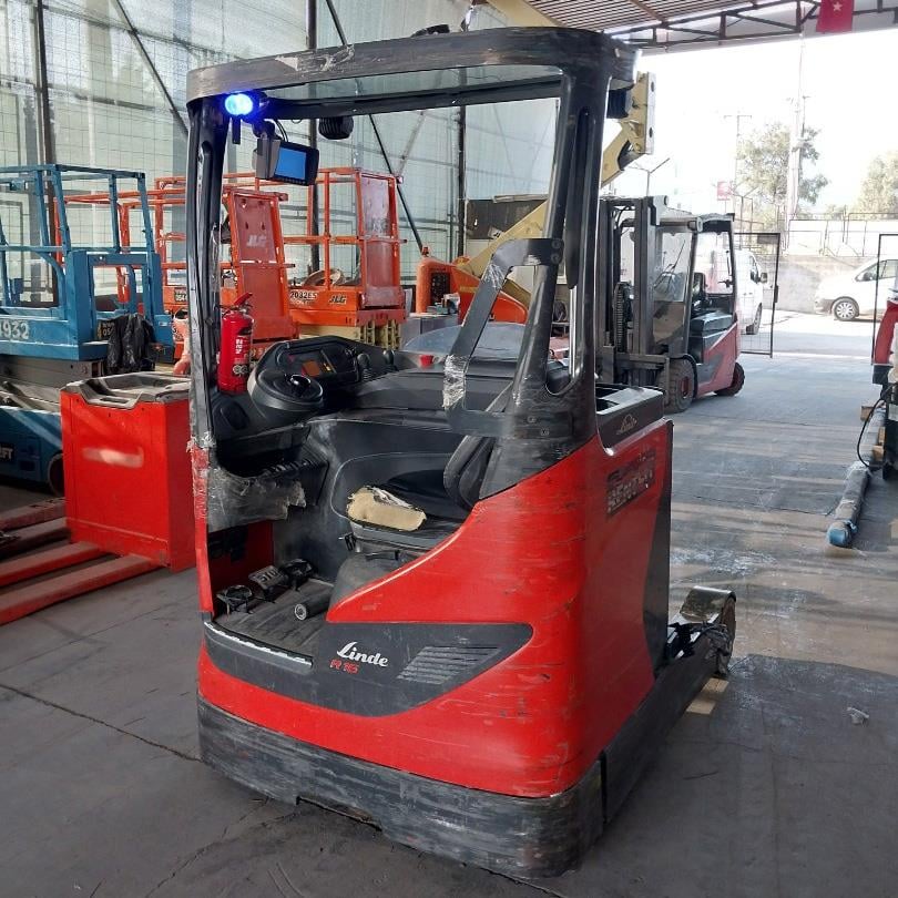 LINDE R16HD-1120  Reach Truck 2017 Model (F1.5876)