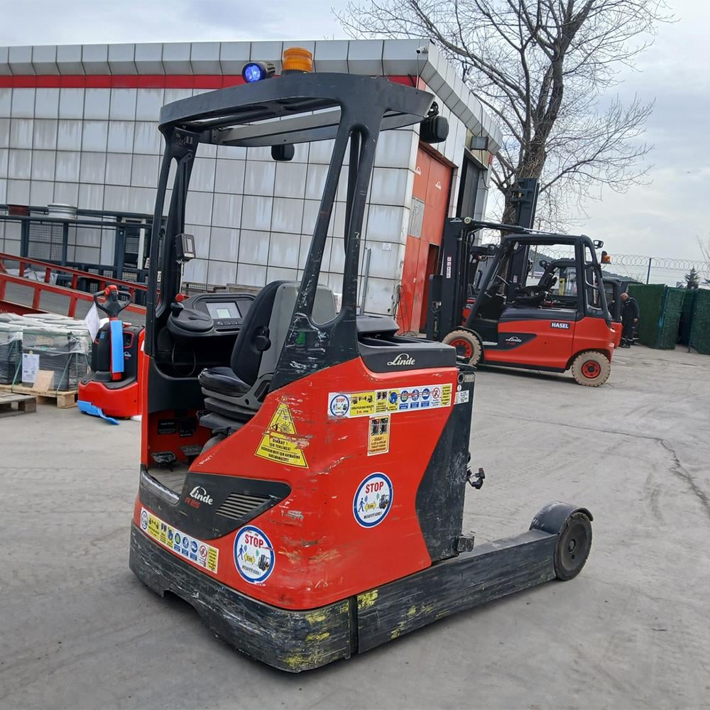 LINDE R25  Reach Truck (F1.5991)