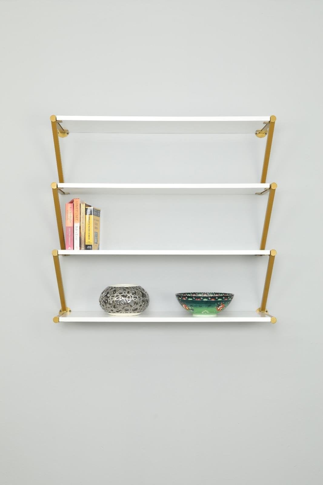 Duvara Monte Gold Boyalı Z Raflı Stand