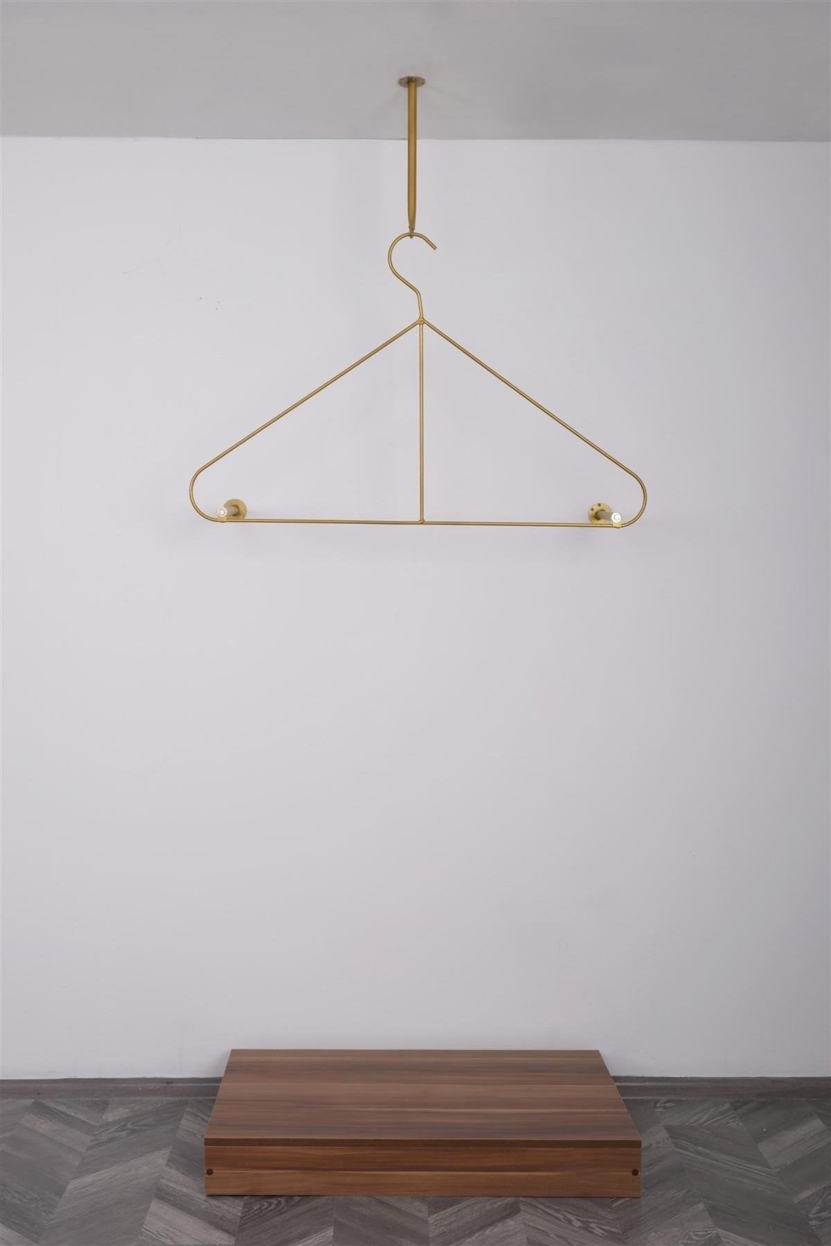 Tavandan Askılı Elbise Askısı