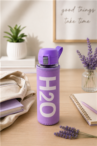 H2O Yazılı Kılıflı Kilit Kapak 500 ml Cam Matara  – Lila 