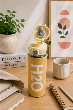 H2O Yazılı Kılıflı Kilit Kapak 500 ml Cam Matara  – Sarı