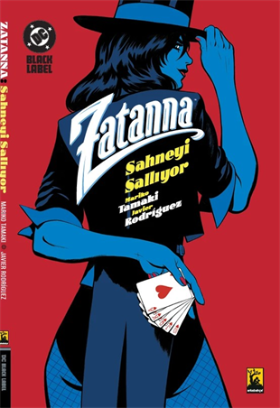 Zatanna Sahneyi Sallıyor