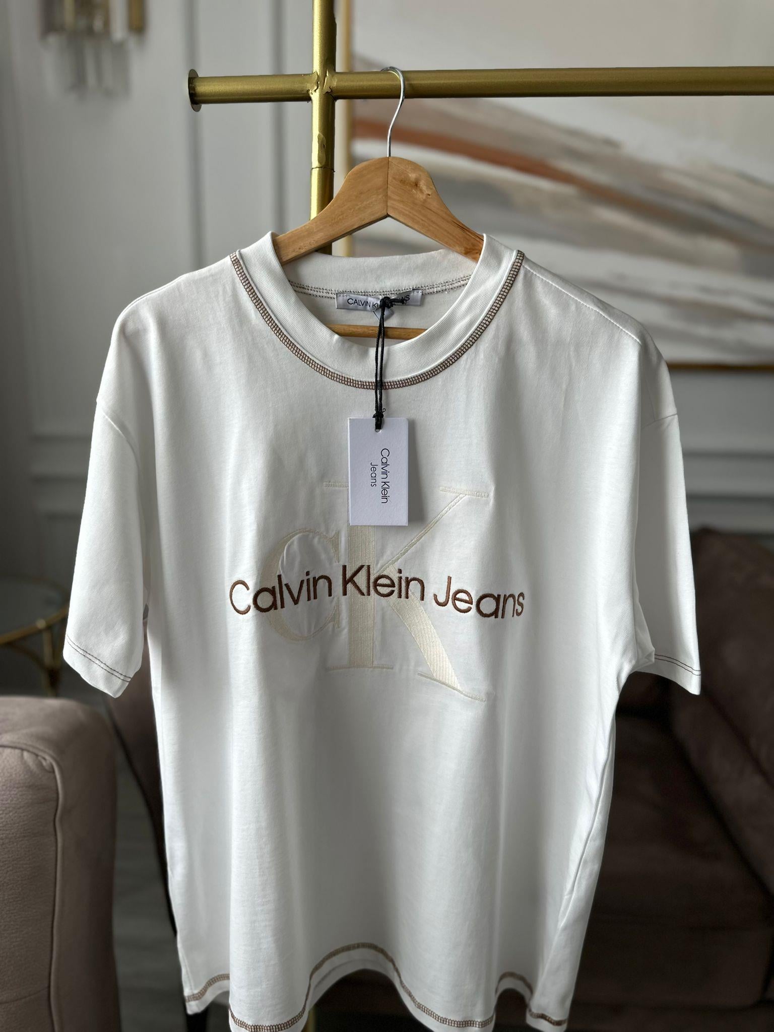 Calvin Klein Tshirt İşleme Baskı 