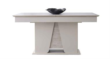 Madrid Yemek Masası